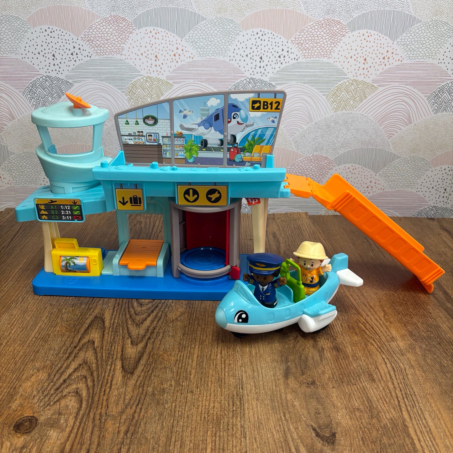 Airport Playset Fisher Price Little People