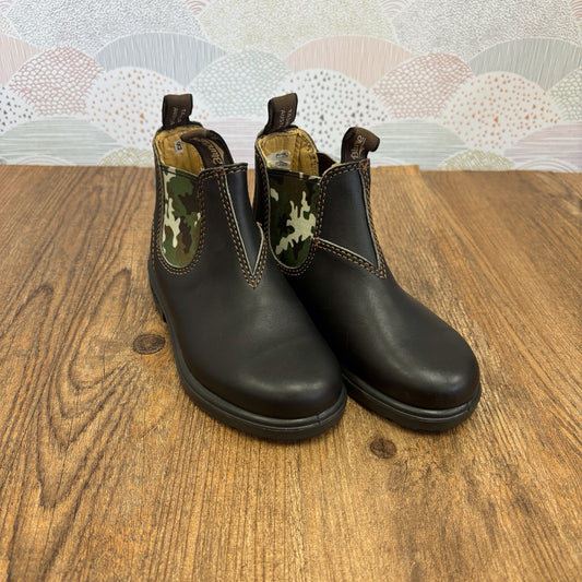 Blundstone Kids Size 11 Boots