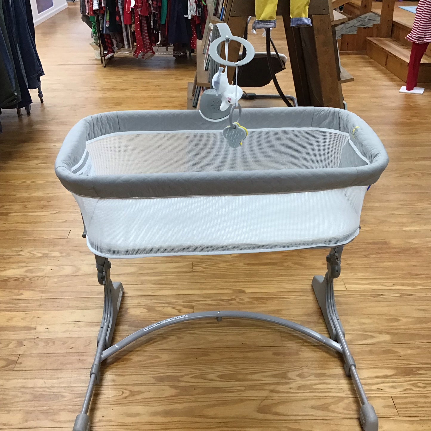 Arms Reach Versatile Bassinet - This item does not ship